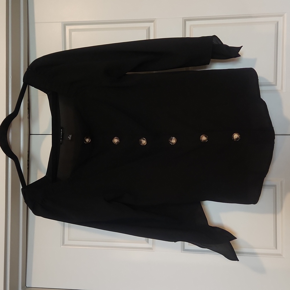 I.N.Studio Black Front Button Blouse - Picture 1 of 10